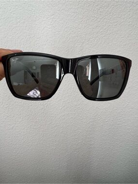 Maui Jim Black Frame Polarized Gray Lenses Sunglasses